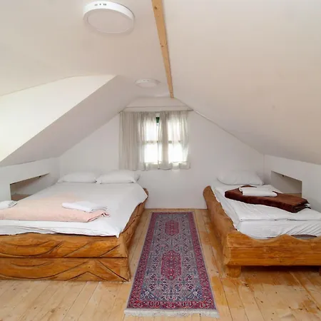 Ethno Village Dolina Mira 아파트 *