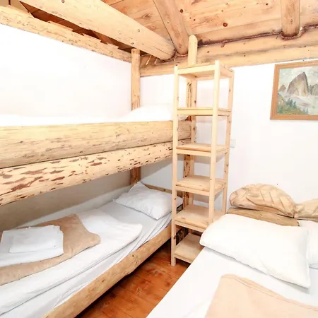 Ethno Village Dolina Mira * 페일